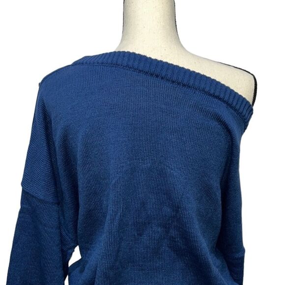 FTF Off-Shoulder Button Detail Sweater - Picture 10 of 12